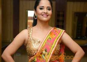  Anasuya Photoshoot At Cheekati Rajyam First Look Launch  photo 4