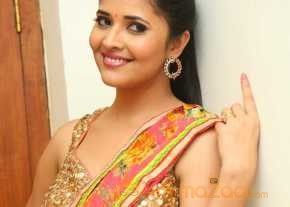  Anasuya Photoshoot At Cheekati Rajyam First Look Launch  photo 7