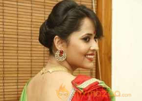  Anchor Anasuya Green Saree Photoshoot  photo 7