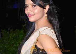 Anchor Anasuya Photoshoot At Mosagallaku Mosagadu Audio Launch photo 4