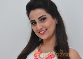 Anchor  Manjusha New Pics photo 5