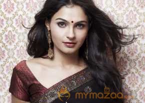  Andrea Jeremiah  photo 3