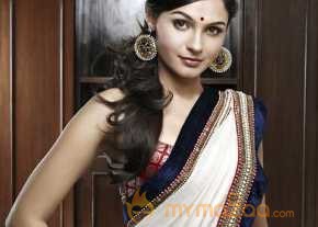  Andrea Jeremiah  photo 7