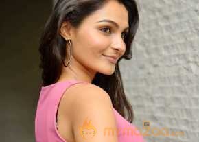 Andrea Jeremiah photo 9