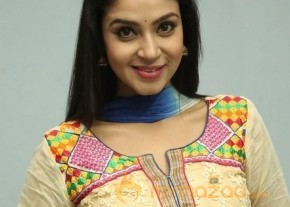 Angana Rai New Photoshoot Pics photo 30