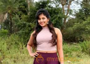Anjali New Images photo 4