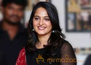 Anushka Photoshoot At Rudhramadevi Promotion photo 6