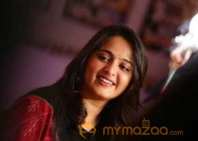 Anushka Photoshoot At Rudhramadevi Promotion photo 8