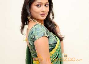 Anusri photo 4