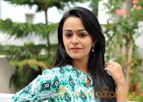 Apoorva Arora photo 3