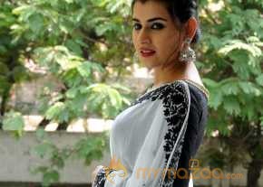 Archana Beautiful Black And White Saree Pics photo 7