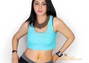 Arshi Khan photo 2