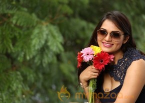 Ashwini Hot Skinny Show Pics
