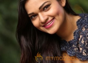 Ashwini Hot Skinny Show Pics photo 38