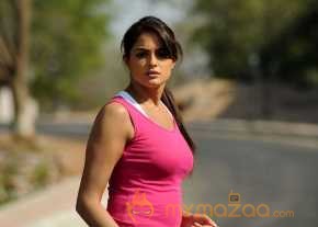  Asmita Sood  photo 11