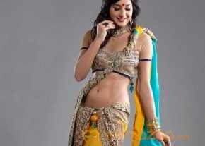  Avantika Mishra Portfolio Pics  photo 5