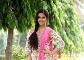 Avika Gor Maanja Movie Stills photo 2