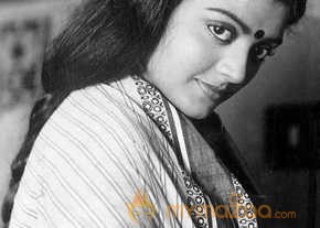 Bhanupriya photo 8
