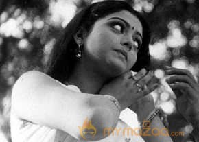 Bhanupriya photo 6