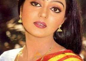 Bhanupriya photo 4