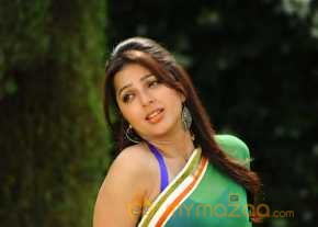 Bhumika Chawla photo 12