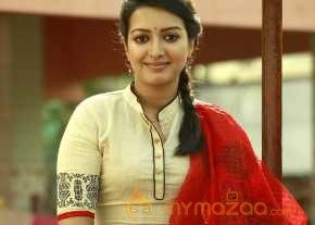  Catherine Tresa Latest Stills  photo 4