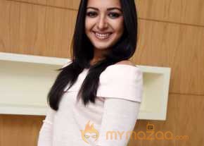  Catherine Tresa Latest Stills  photo 2