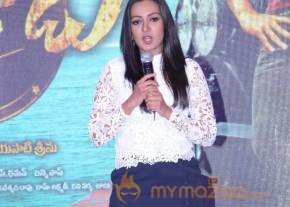 Catherine Tresa Stills photo 9