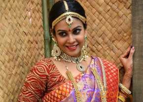 Chandini Tamilarasan Bridal Saree Photos photo 5