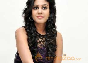 Chandini Tamilarasan Photoshoot At Chitram Bhalare Vichitram Trailer Launch photo 2