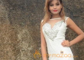 Clara Fernandes Latest Photos photo 18