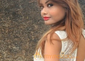 Clara Fernandes Latest Photos photo 3