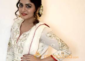 Cute Wamiqa Gabbi Latest Photos photo 13