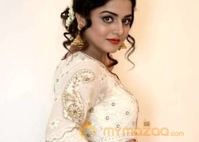 Cute Wamiqa Gabbi Latest Photos photo 12