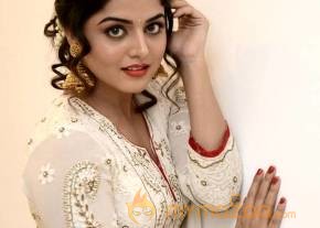 Cute Wamiqa Gabbi Latest Photos photo 4