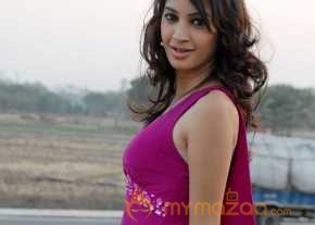  Deeksha Panth 