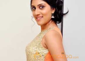 Dhanya Balakrishna photo 13