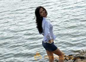 Disha Pandey Latest Pics photo 4