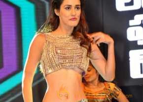  Disha Patani Dance At Loafer Movie Audio Launch  photo 3