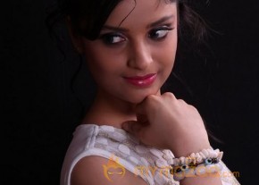 Divya New Pics