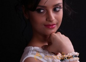 Divya New Pics photo 2
