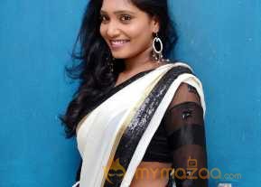  Eesha Black And  White Saree Pics  photo 2