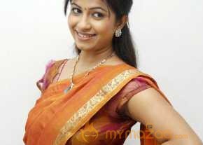 Geethanjali Thasya Photoshoot At Majaka Movie Logo Launch photo 5