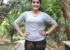 'Gentleman' Actress Niveda Thomas Glam Photos photo 25