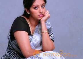 Gopika photo 4
