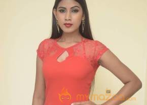 Harathi Honey Glam Pics