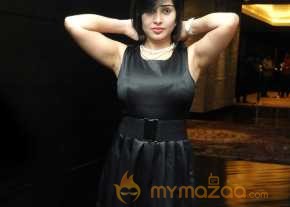 Hashika Dutt Beautiful In Black Dress photo 14