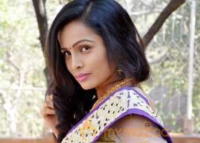 Hashika Dutt Saree Stills photo 5