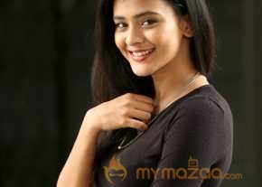  Hebah Patel New Photoshoot  photo 2