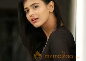  Hebah Patel New Photoshoot  photo 14
